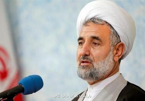 ذوالنوری: مشکلات اقتصادی روز به روز کمتر خواهد شد