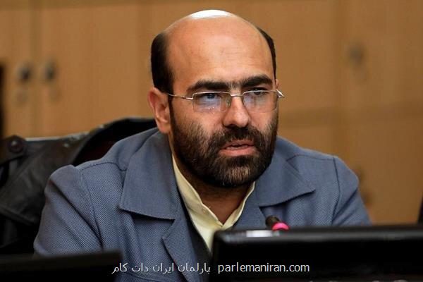 مخالف استیضاح وزیر کشور هستم