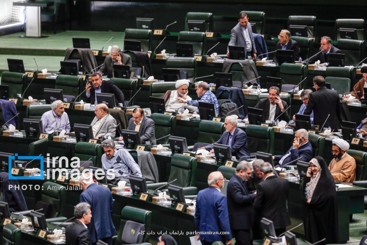 نامه بالاتر از ۱۵۰ نماینده به رییس جمهور در مورد حقوق کارگران
