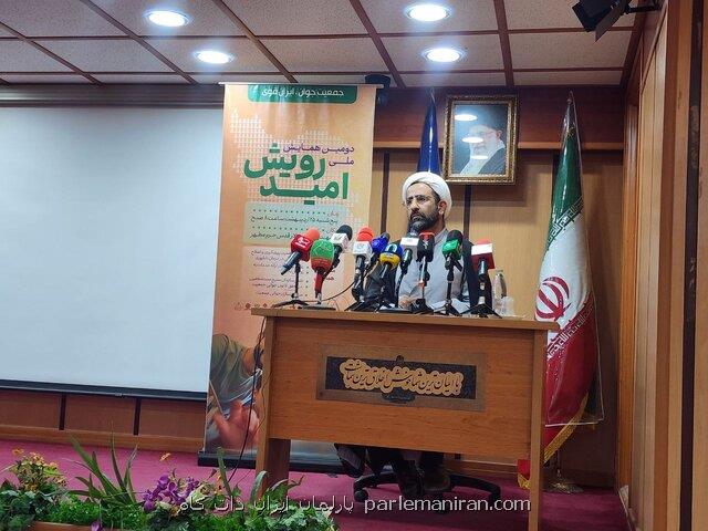 منصوری: با اصلاح سبک زندگی میتوان بسمت درمان زوج های نابارور گام برداشت