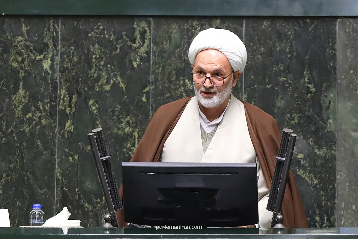 نماینده قم توئیت خبرنگار آمریکایی را با توضیحی منتشر نمود