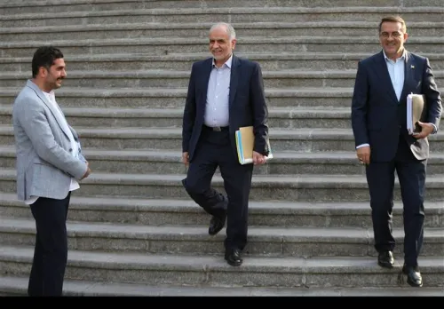 خیلی از بازداشتی های زیر ۱۸ سال آزاد شدند