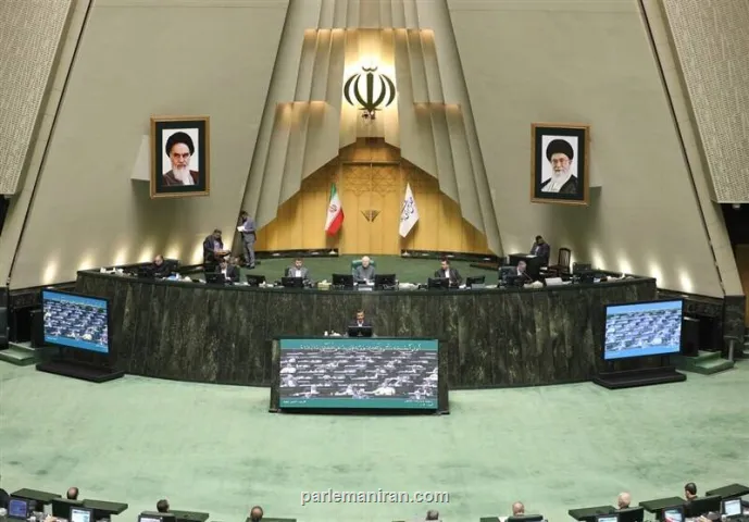 نشست غیرعلنی مجلس با حضور سرلشکر موسوی و عراقچی