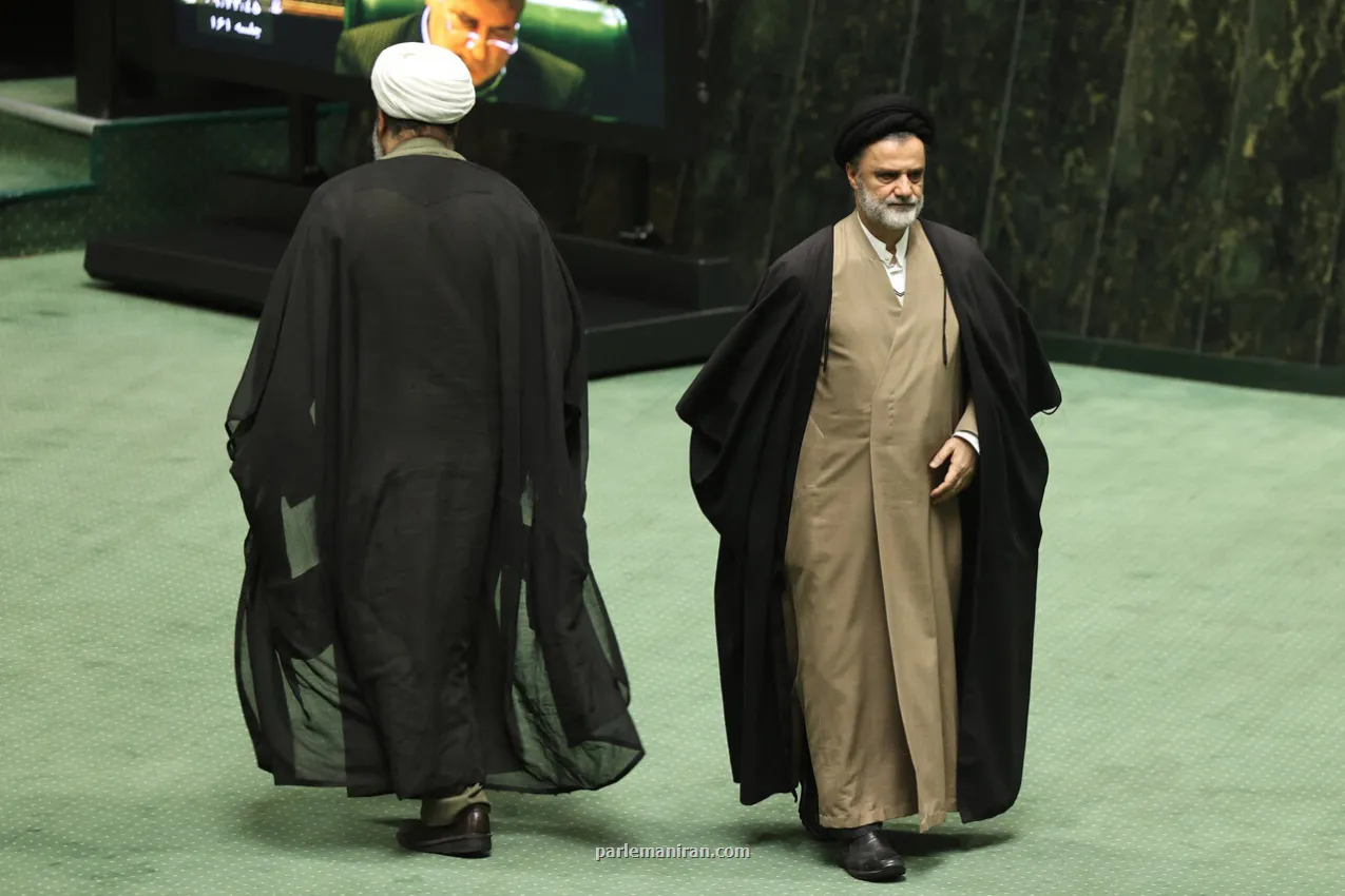 تخریب با مدل محمود نبویان ؟