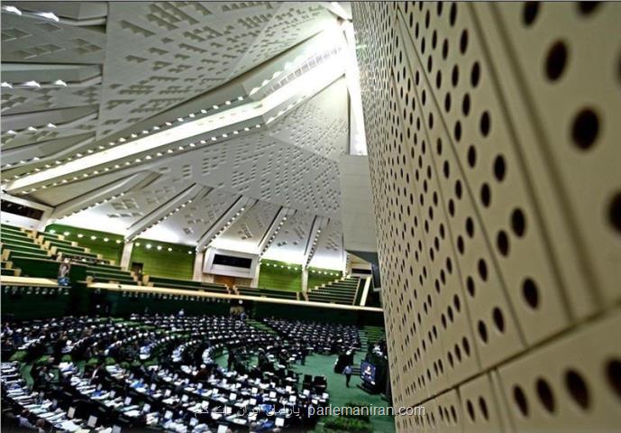 سایه اعتراضات بنزینی بر پارلمان