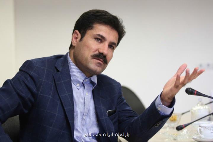 مزیت اصلاح طلبی به خود انتقادی است یا نامش؟
