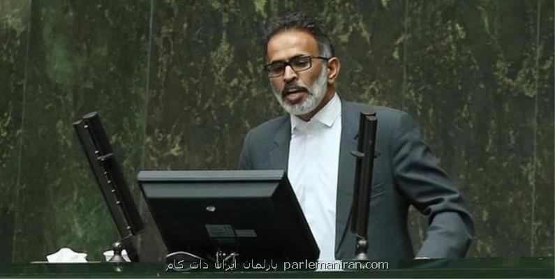 انتقاد نماینده اهواز از عدم به عهده گرفتن مسئولیت آب های سطحی